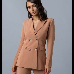 *RUNS BIG* SLNGHR Ceramic Peach Blazer/Trouser Set